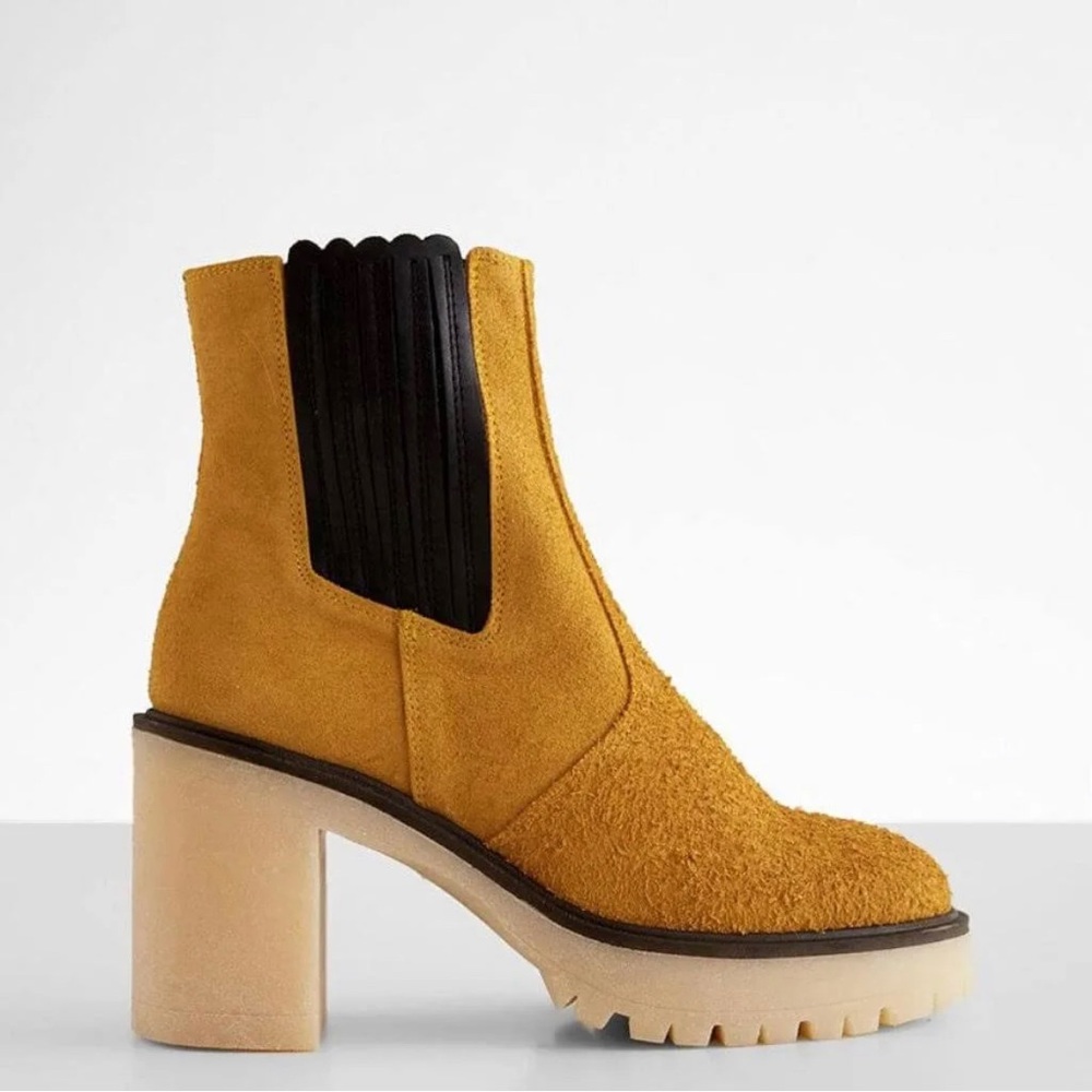 Like New - Free People James Chelsea Boots 11